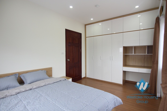 Nice and new one bed apartment for rent on Yen Phu island, Tay Ho